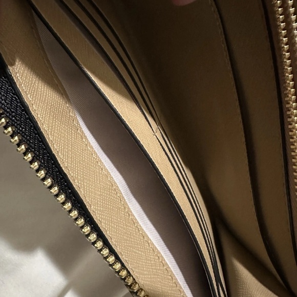 Kate Spade Dark Beige/Tan and Black Zip Wallet - Picture 10 of 11